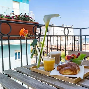 https://hotel-greta.riccione-hotels.org